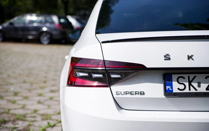 Skoda Superb cena 108499 przebieg: 129000, rok produkcji 2019 z Karlino małe 407